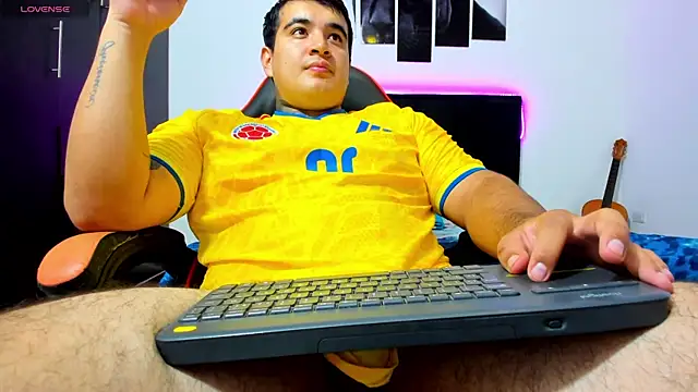 thiago  cp01 online show from 21, 7, 2026