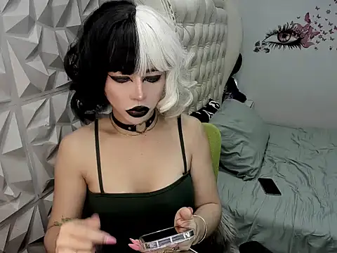 janecomander online show from 13, 6, 2026