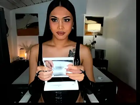 CallaWang online show from 3, 12, 2025