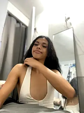 Snapshot of urcurlydiva chatting on 30, 9, 2025 urcurlydiva online show from 30, 9, 2025