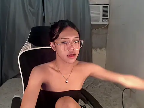 urcurlydiva online show from 18, 6, 2026