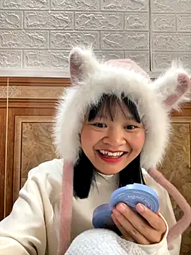 Daisy018 online show from 23, 10, 2025