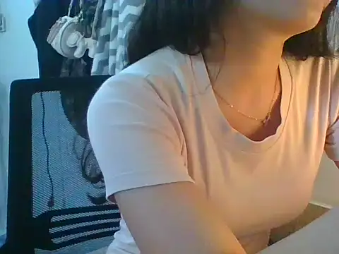 Snapshot of Linzly chatting on 19, 9, 2025 Linzly online show from 19, 9, 2025