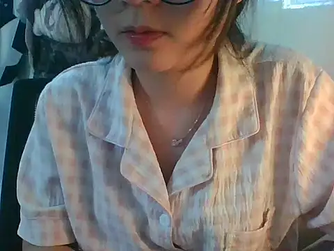 Snapshot of Linzly chatting on 20, 9, 2025 Linzly online show from 20, 9, 2025