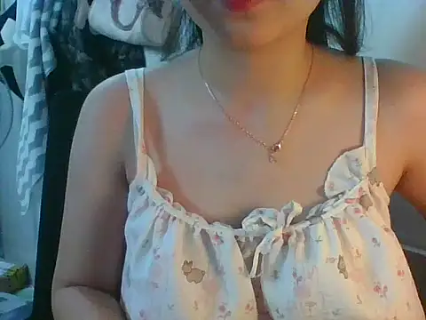 Snapshot of Linzly chatting on 23, 9, 2025 Linzly online show from 23, 9, 2025