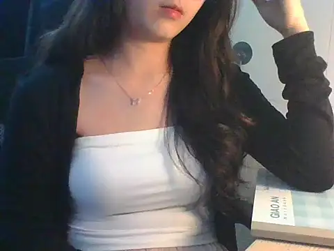 Snapshot of Linzly chatting on 25, 10, 2025 Linzly online show from 25, 10, 2025