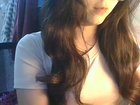 Snapshot of Linzly chatting on 14, 11, 2025 Linzly online show from 14, 11, 2025