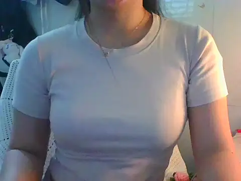 Snapshot of Linzly chatting on 28, 3, 2026 Linzly online show from 28, 3, 2026