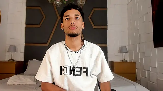 Thiagoferreti online show from 28, 4, 2026