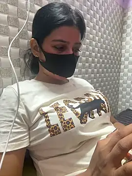 Snapshot of Hot_Jaanvi_ chatting on 29, 5, 2026 Hot Jaanvi online show from 29, 5, 2026