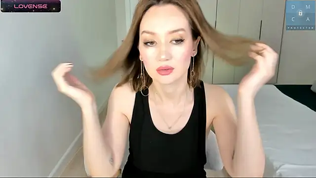 MinaDiamondd online show from 25, 6, 2026