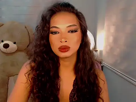 Snapshot of KathRouge chatting on 17, 10, 2025 KathRouge online show from 17, 10, 2025