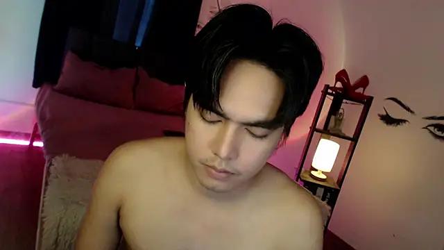 Snapshot of JakeXolsen chatting on 10, 10, 2025 JakeXolsen online show from 10, 10, 2025