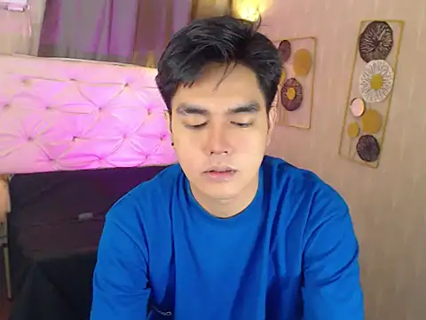 Snapshot of JakeXolsen chatting on 11, 11, 2025 JakeXolsen online show from 11, 11, 2025