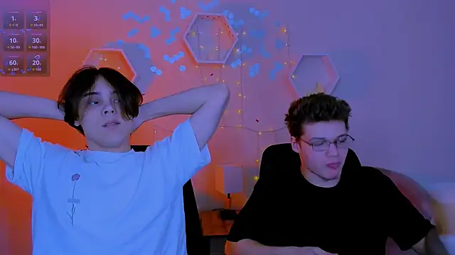 Snapshot of lucas_long_ chatting on 8, 11, 2025 lucas long online show from 8, 11, 2025