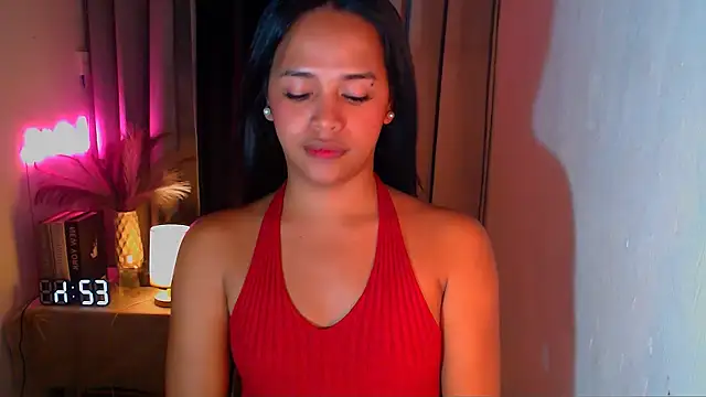 Lorainnelustts online show from 20, 12, 2025