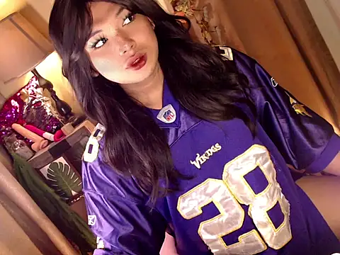 Samantha Millerxxx online show from 27, 4, 2026