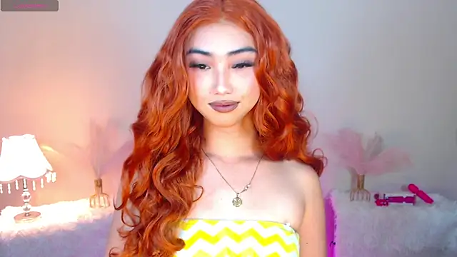 Kiah Wyatt online show from 19, 11, 2025