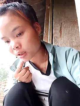 CloudyChu online show from 25, 10, 2025