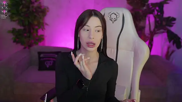 Selena Glow online show from 22, 12, 2025