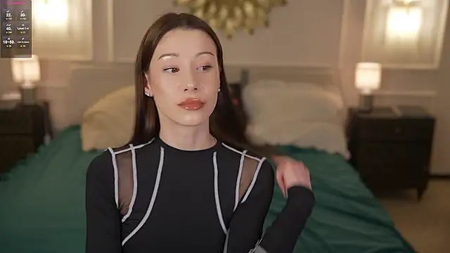 Selena Glow online show from 6, 3, 2026