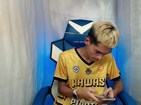 riks tyler online show from 19, 12, 2025