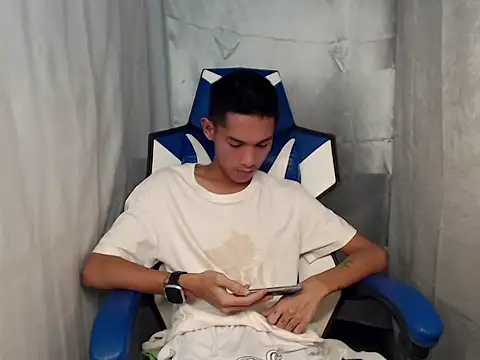 riks tyler online show from 4, 3, 2026