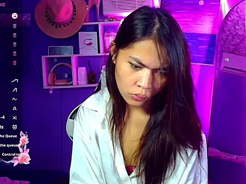 Snapshot of urgirljane chatting on 28, 5, 2026 urgirljane online show from 28, 5, 2026