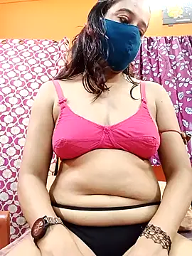 Hotpuja25 online show from 11, 6, 2026