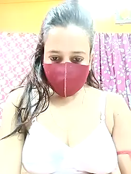 Hotpuja25 online show from 22, 7, 2026