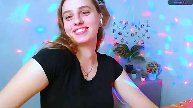 Snapshot of AmandaDimond_ chatting on 27, 10, 2025 AmandaDimond online show from 27, 10, 2025