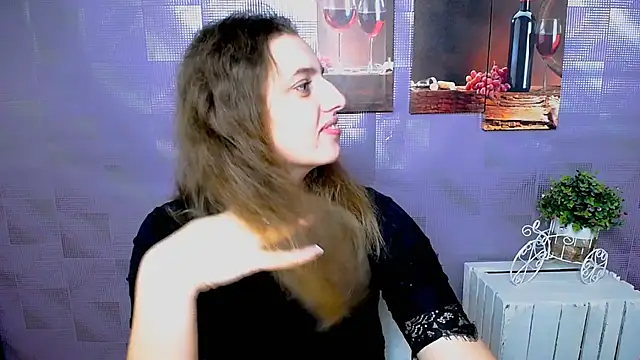 Snapshot of AmandaDimond_ chatting on 10, 11, 2025 AmandaDimond online show from 10, 11, 2025