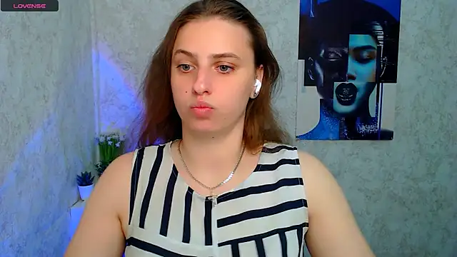 AmandaDimond  online show from 13, 5, 2026