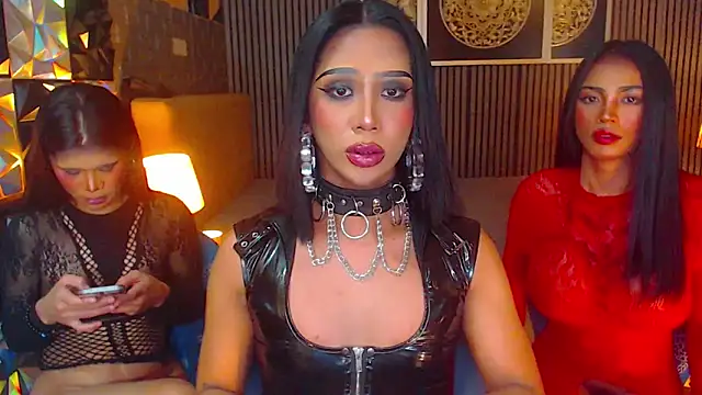 BigCockMaxineTS online show from 13, 6, 2026