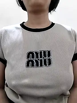 love sexy090 online show from 23, 4, 2026