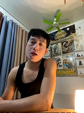 Snapshot of xshyboyx chatting on 22, 10, 2025 xshyboyx online show from 22, 10, 2025