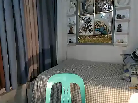 Snapshot of xshyboyx chatting on 2, 3, 2026 xshyboyx online show from 2, 3, 2026