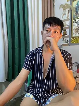 xshyboyx online show from 23, 7, 2026