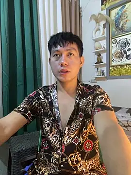 xshyboyx online show from 27, 7, 2026