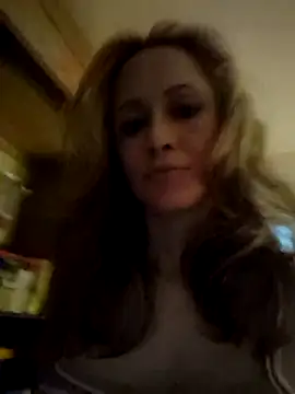 Snapshot of Miasiren chatting on 10, 10, 2025 Miasiren online show from 10, 10, 2025