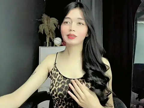 Snapshot of LexiLove chatting on 2, 10, 2025 LexiLove online show from 2, 10, 2025