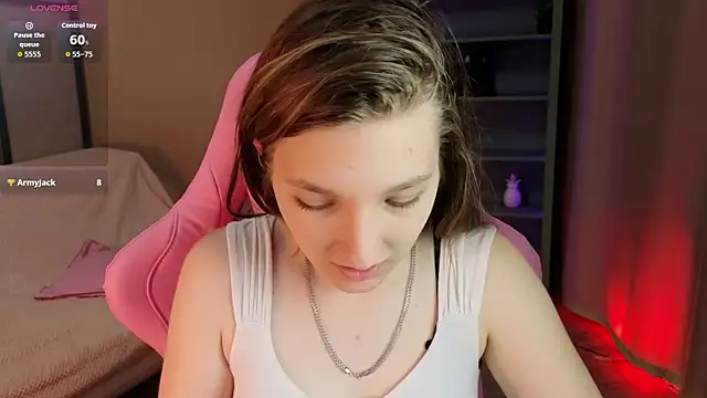 Snapshot of Mia_Myles chatting on 19, 9, 2025 Mia Myles online show from 19, 9, 2025