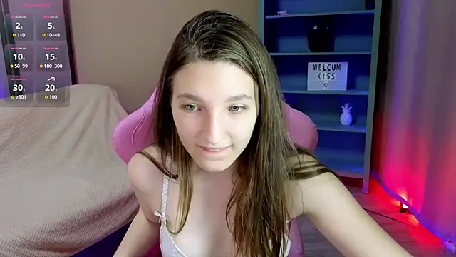 Snapshot of Mia_Myles chatting on 1, 10, 2025 Mia Myles online show from 1, 10, 2025