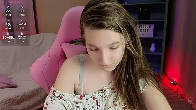 Snapshot of Mia_Myles chatting on 10, 10, 2025 Mia Myles online show from 10, 10, 2025