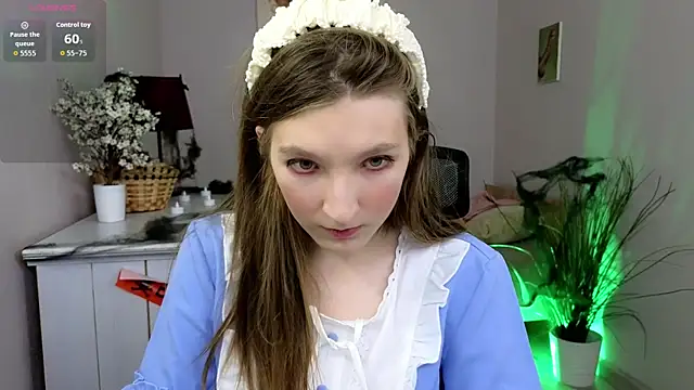 Snapshot of Mia_Myles chatting on 31, 10, 2025 Mia Myles online show from 31, 10, 2025