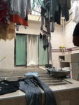 Sam Blue online show from 28, 4, 2026