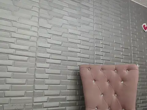 Snapshot of angierot2025 chatting on 9, 9, 2025 angierot2025 online show from 9, 9, 2025