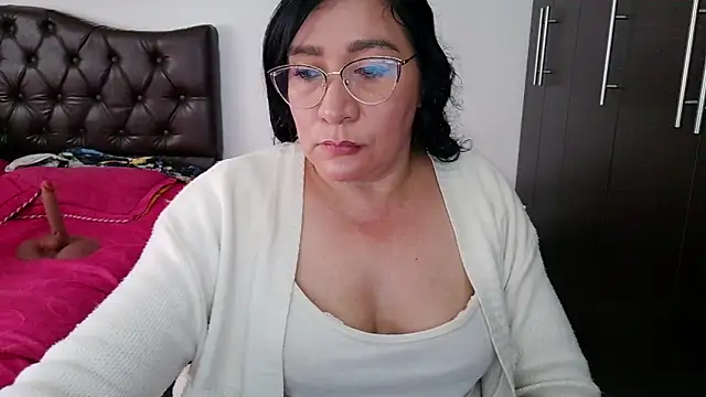 Grace mature milf online show from 26, 6, 2026