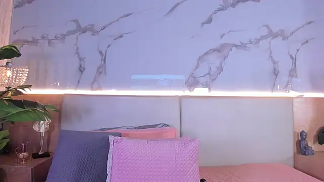 ValSmith  online show from 22, 4, 2026