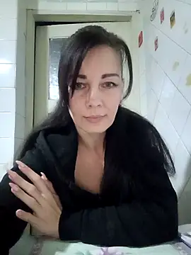 Adeline3302 online show from 15, 2, 2026